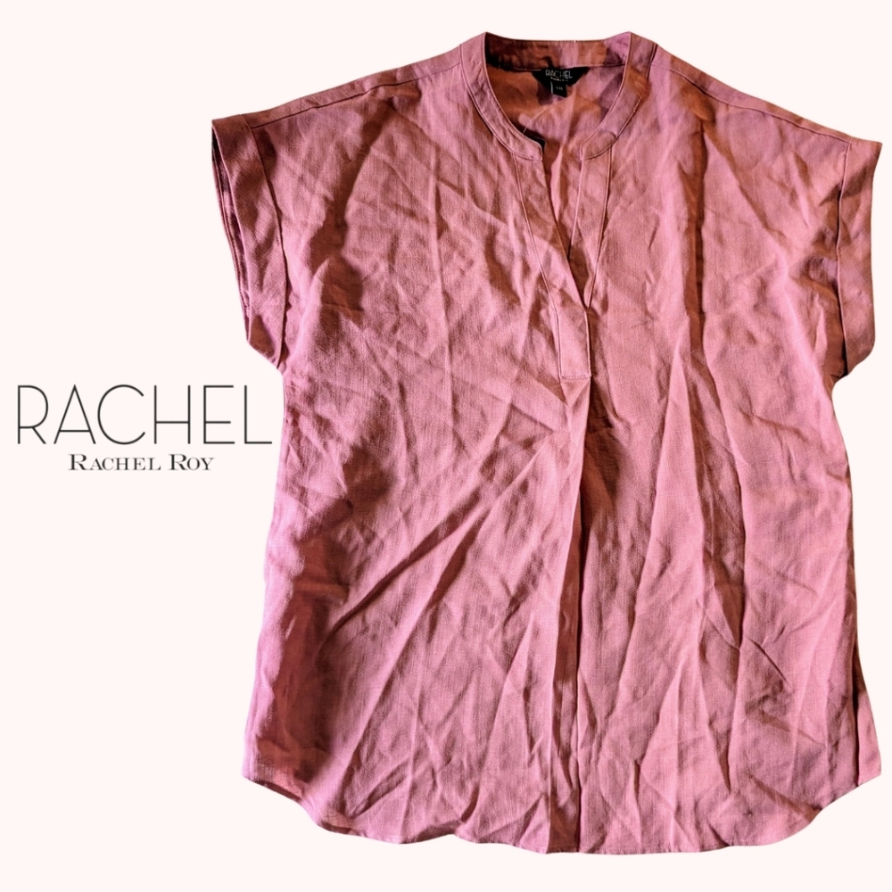 Rachel Roy size Large, BNWT soft pink V neck tunic style top